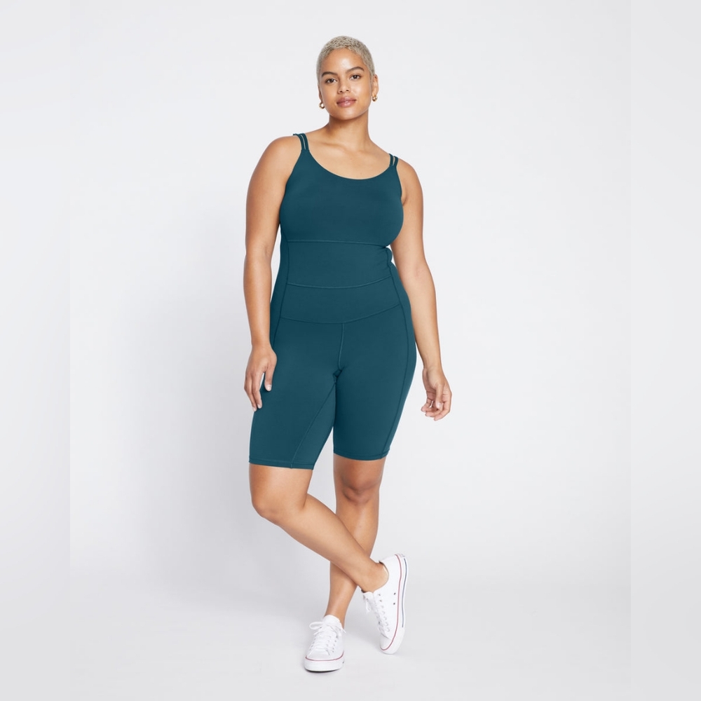 ⭐*Like New!* Universal Standard